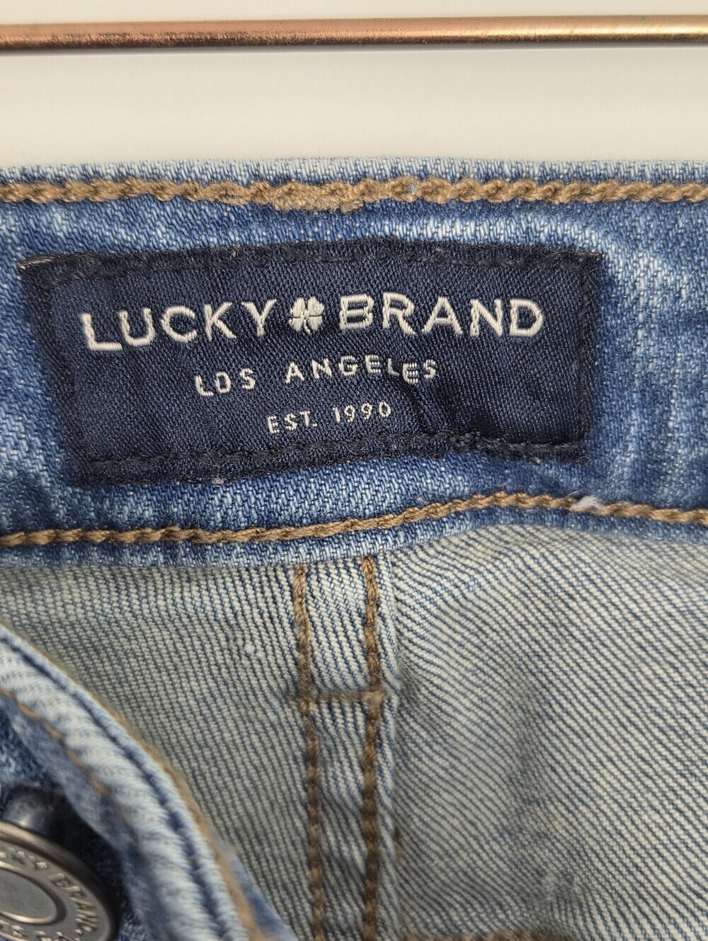 Lucky Brand The Roll Up Distressed Shorts Women's 8/29 Blue Stretch - Picture 7 of 13